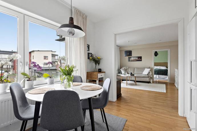 2 rum lägenhet på Förrådsgatan 2 Rynningeåsen, Örebro kommun - bild 4