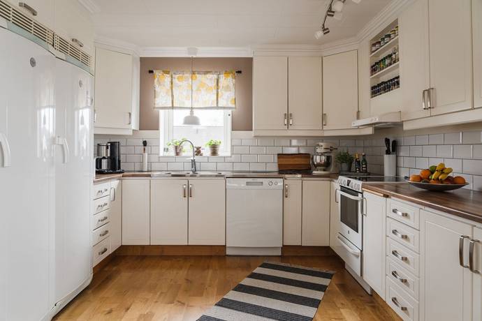 5 rum Villa på Timons väg 2 Svensbyn Piteå kommun - bild 9