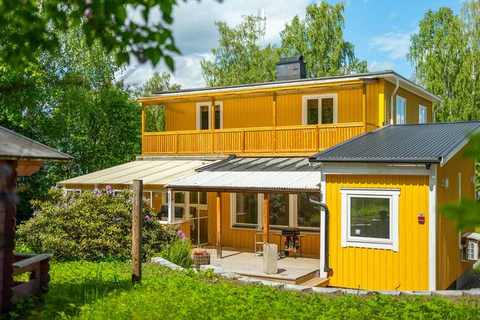 7 rum villa på Hamngatan 15 Hedgrind, Sandvikens kommun - bild 1