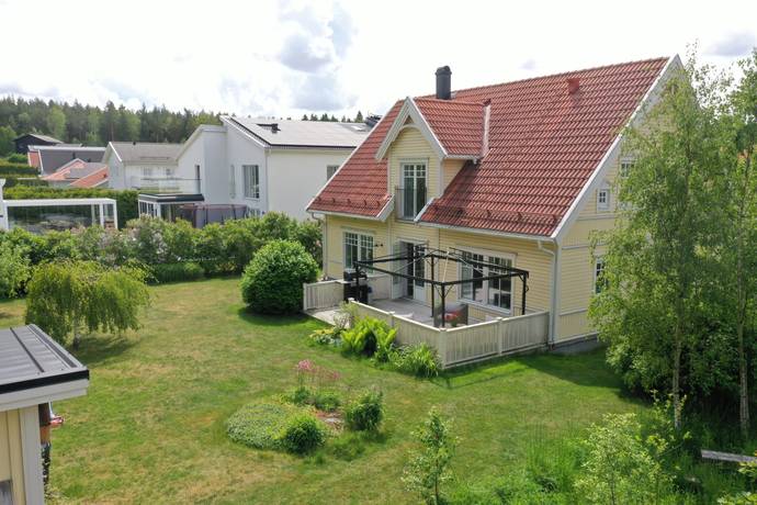 6 rum villa på Dagsverkarvägen 9 Bro/Österhagen, Upplands-Bro kommun - bild 4