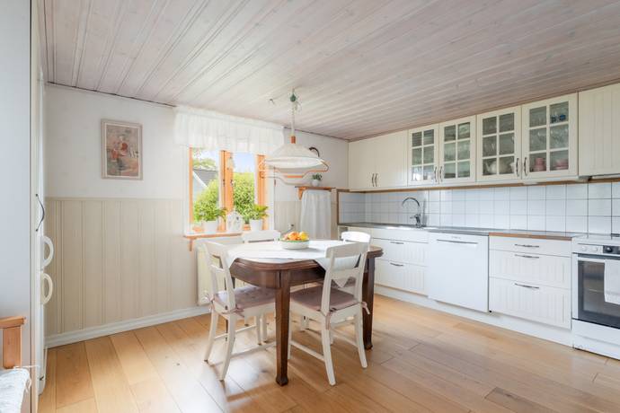 4 rum Villa på Almnäsvägen 9 Stigtomta Nyköpings kommun - bild 3
