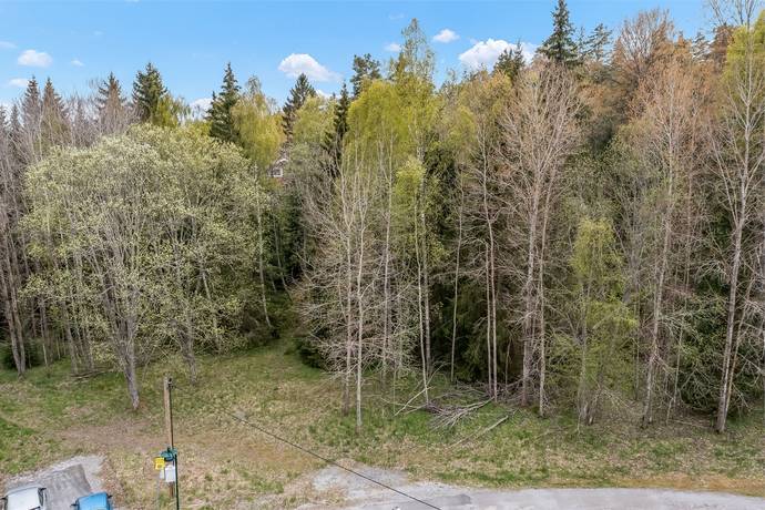 tomt på Rakstaringen 25 Raksta, Tyresö kommun - bild 1