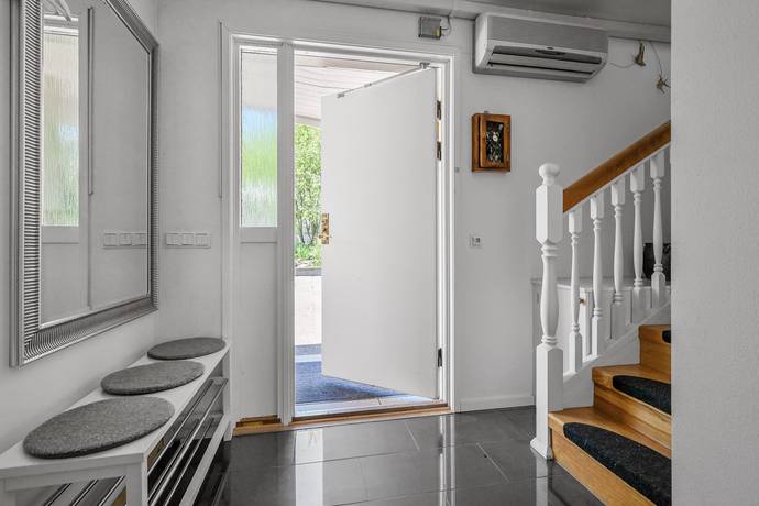 8 rum Villa på Åvägen 6 Runby Upplands Väsby kommun - bild 6