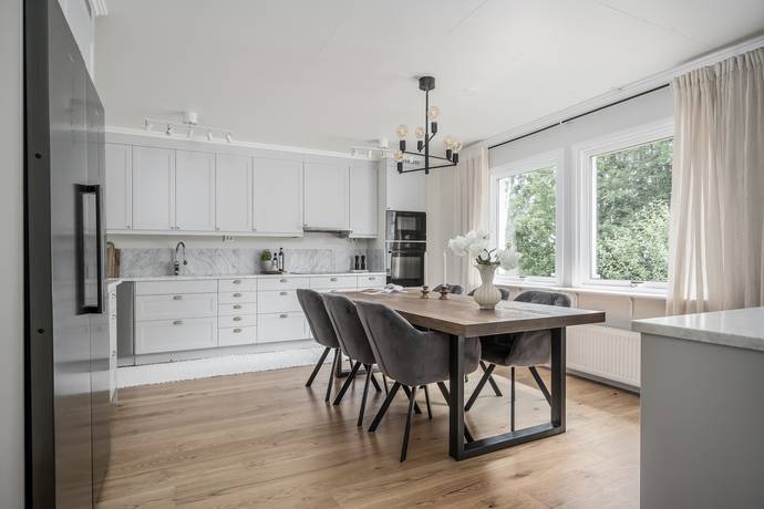 7 rum villa på Skolvägen 65 Tungelsta, Haninge kommun - bild 3