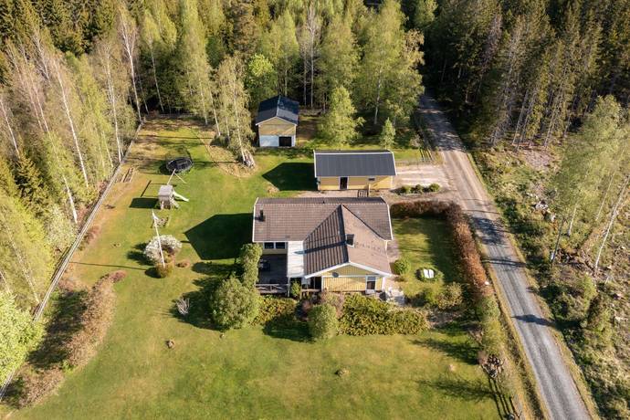 5 rum villa på Nya Viker 419 Gyttorp, Nora kommun - bild 1