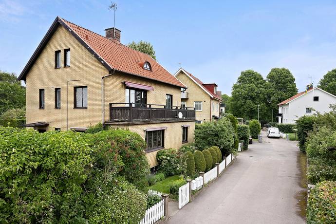 7 rum villa på Hedentorpsvägen 6 Örjans Vall, Halmstads kommun - bild 1