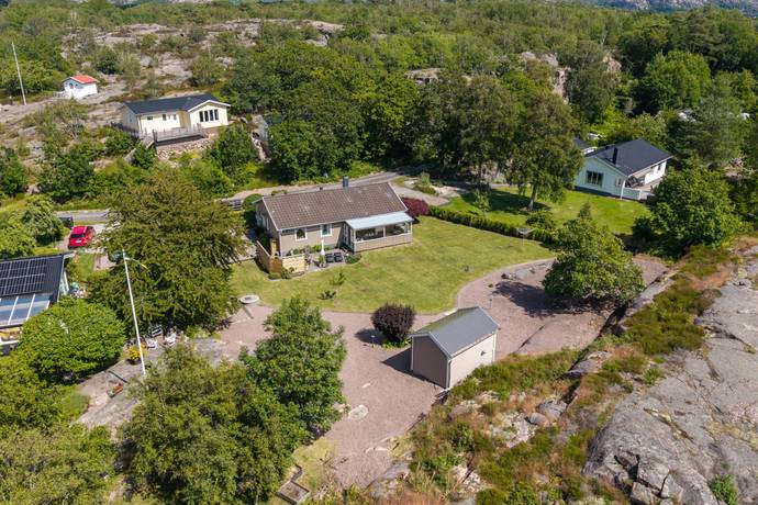 4 rum fritidshus på Bergsvägen 5 Härnäset, Lysekils kommun - bild 1