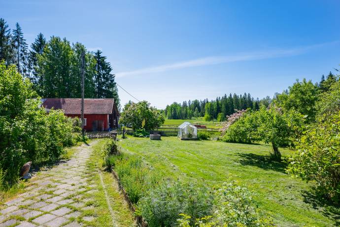4 rum Gård utan jordbruk på Näsbybacka 175 Näsbybacka strax utanför Frövi Lindesbergs kommun - bild 47