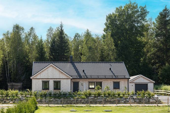 7 rum villa på Litslunda 35 Litslunda, Västerås kommun - bild 3
