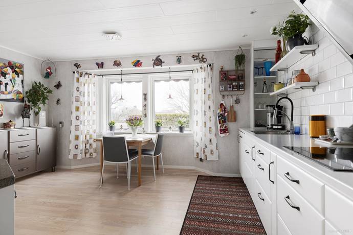 6 rum Villa på Tunhemsvägen 112B Halvorstorp Trollhättans kommun - bild 8