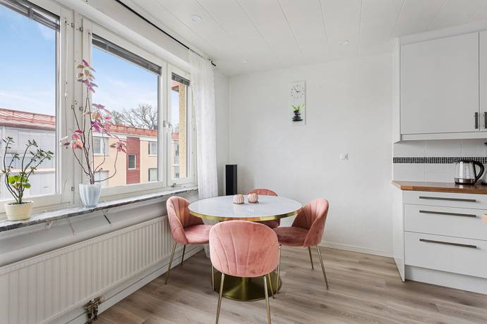 3 rum Lägenhet på Gråsparvsvägen 20 Råby Västerås kommun - bild 14