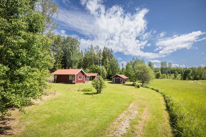 3 rum villa på Baggbovägen 21, 23 & 25 Hedesunda, Gävle kommun - bild 1