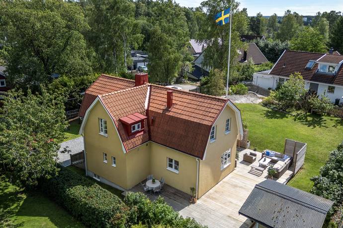 7 rum villa på Dalvägen 49B Ella Park, Täby kommun - bild 1