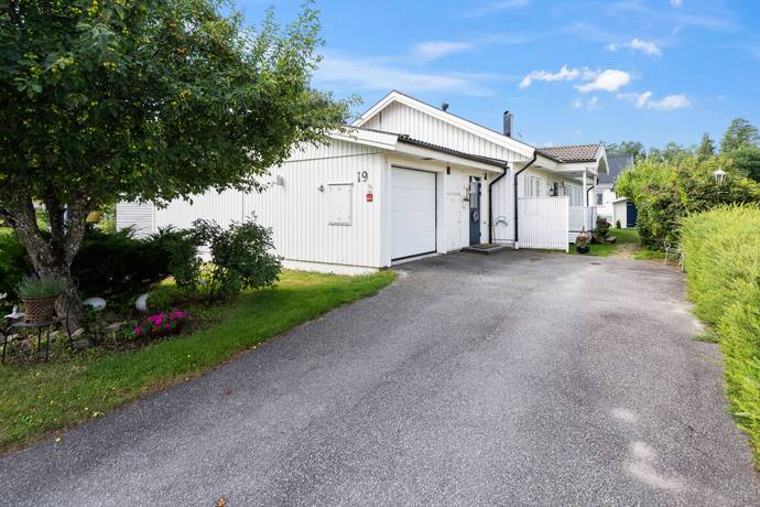 Smältostvägen 19, Vallhov, Sandvikens kommun