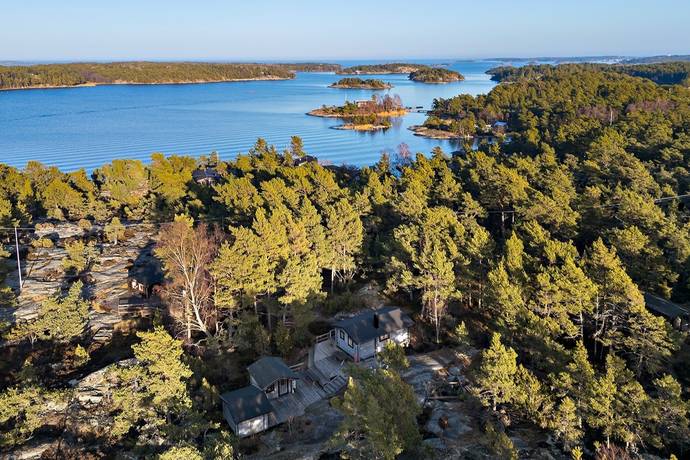 4 rum fritidshus på Sandhamn Skarp-Runmarn 234 Skärgården, Värmdö kommun - bild 3