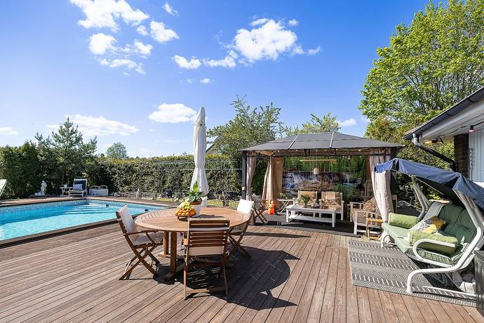 9 rum villa på Hangarvägen 3 Barkarby, Järfälla kommun - bild 3