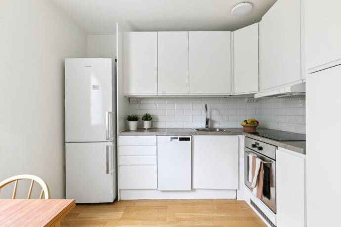 1 rum lägenhet på Molkomsbacken 33 Farsta - Centrum, Stockholms kommun - bild 2