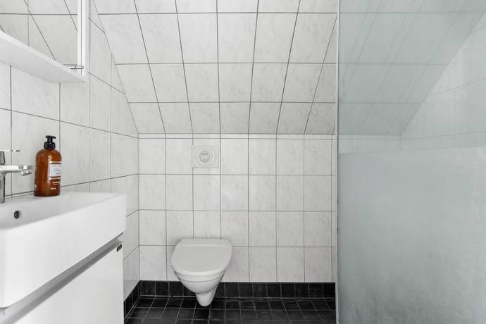 7 rum Villa på Stavsborgsvägen 51 Stav Ekerö kommun - bild 38