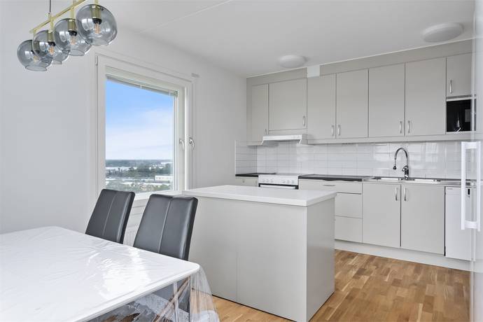 3 rum Lägenhet på Eriksgränd 9 VÅN 6/6 Jakobsberg Järfälla kommun - bild 10