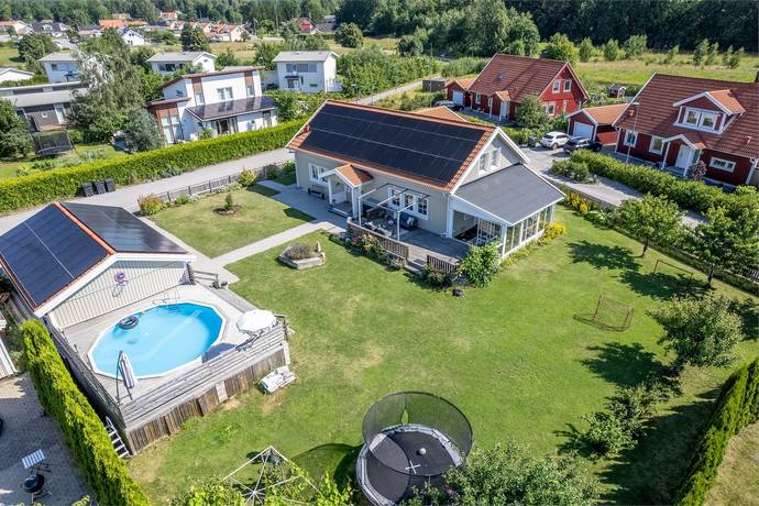 8 rum Villa på Gallringsvägen 18 Bro - Rosenängarna Upplands-Bro kommun - bild 32