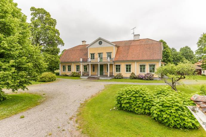 10 rum Gård/skog på Gamla vägen 44A Grangärde Ludvika kommun - bild 2