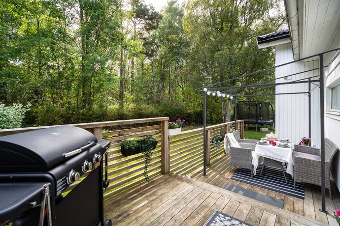 7 rum villa på Lurebackavägen 46B Torslanda - Låssby, Göteborgs kommun - bild 2