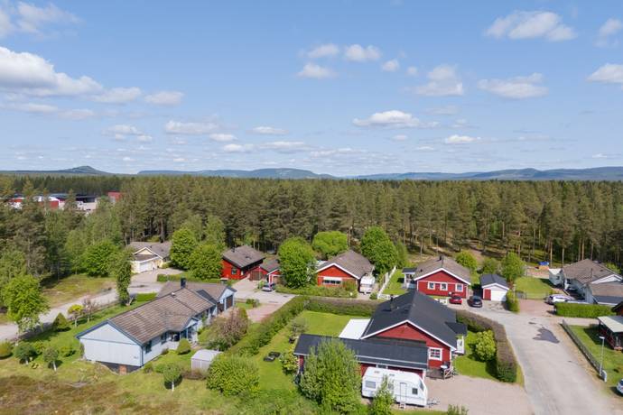 5 rum villa på Lingonstigen 7 Sveg, Härjedalens kommun - bild 2