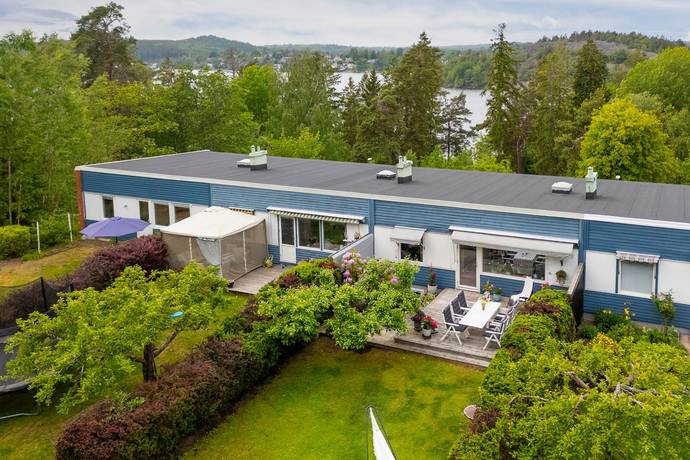 5 rum radhus på Söderholmsgränd 111 Johannesdal, Stockholms kommun - bild 1