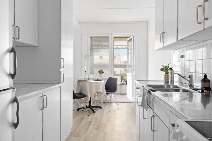 3 rum lägenhet på Sjöblads väg 39 Rosengård, Malmö kommun - bild 2