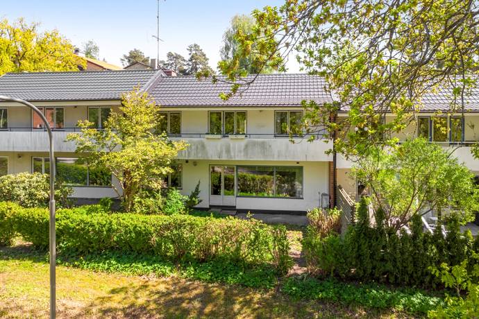 5 rum radhus på Arbrågatan 4 Vällingbyhöjden, Stockholms kommun - bild 1