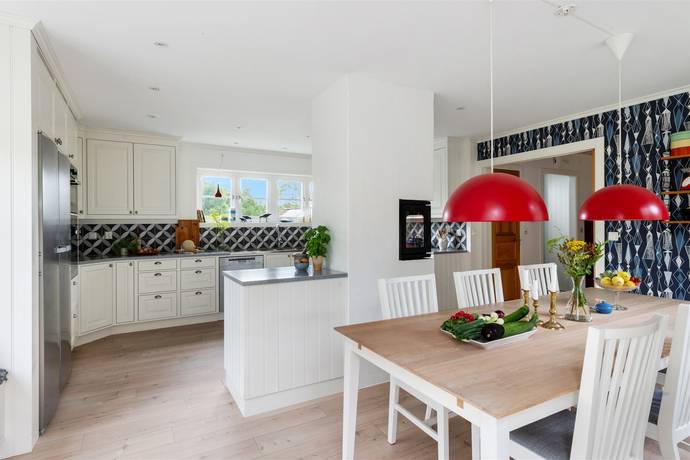 7 rum Vinterbonat fritidshus på Kvarnsandsvägen 3 Centrala Grisslehamn Norrtälje kommun - bild 8