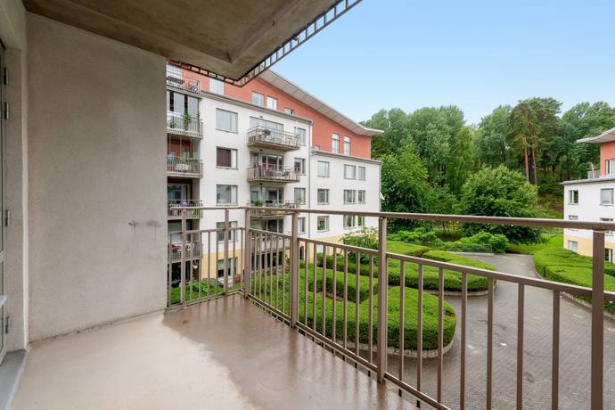 3 rum lägenhet på Gustav III:s Boulevard 83 Frösunda, Solna kommun - bild 1
