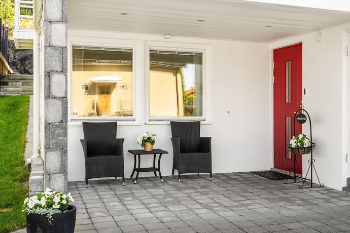 8 rum Radhus på Grenadjärgatan 13 Södra Skiljebo Västerås kommun - bild 53