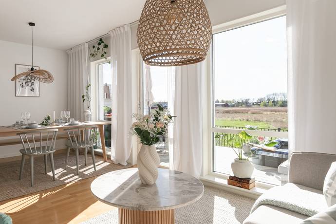 5 rum radhus på Ulsavilagatan 11D Ormesta, Örebro kommun - bild 4