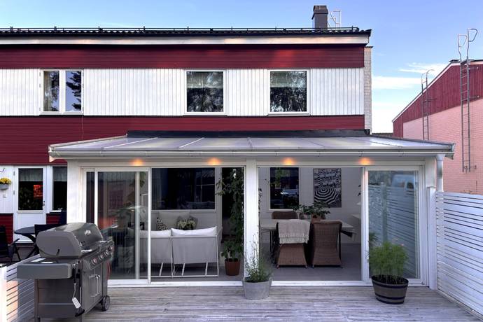4 rum villa på Kalle Posts väg 71 Adolfsberg, Örebro kommun - bild 2