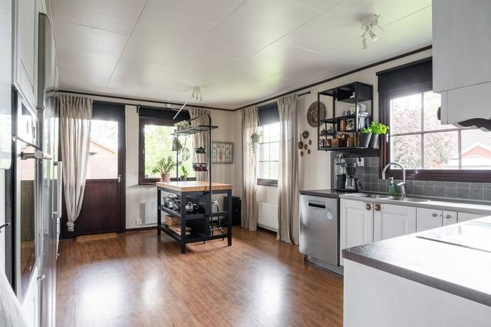 7 rum villa på Stugvägen 19 N:a Unnaryd, Jönköpings kommun - bild 4