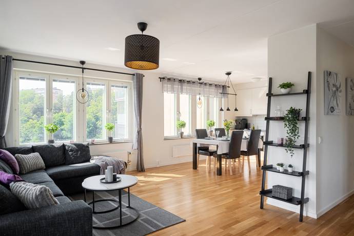 4 rum lägenhet på Ulvsättragränd 10 Kallhäll, Järfälla kommun - bild 2