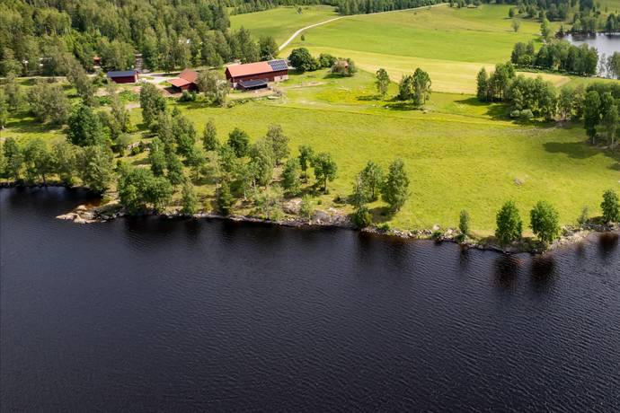 4 rum gård med jordbruk på Gammelbo 472, Rävnäs Ramsberg, Lindesbergs kommun - bild 2