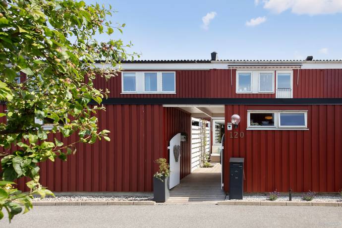 5 rum radhus på Hammarvägen 120 Näset, Göteborgs kommun - bild 1