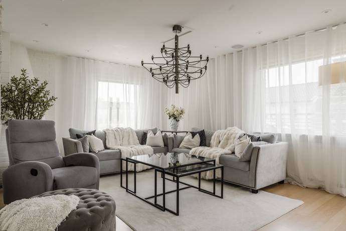 4 rum villa på Fågelbärsgatan 78 Nya Hjärsta, Örebro kommun - bild 3