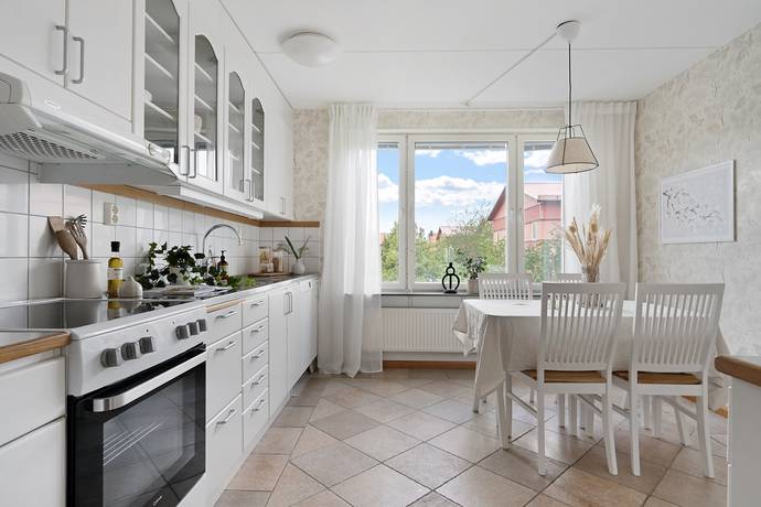 4 rum lägenhet på Salagatan 23 Spånga Solhem, Stockholms kommun - bild 4