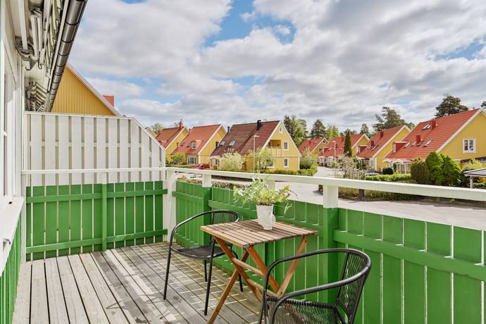 6 rum radhus på Tidlösavägen 7 Sjukyrkoberget, Upplands Väsby kommun - bild 5