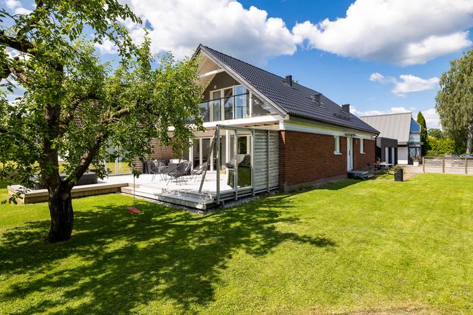5 rum villa på Smedstorpsvägen 28B Adolfsberg, Örebro kommun - bild 4