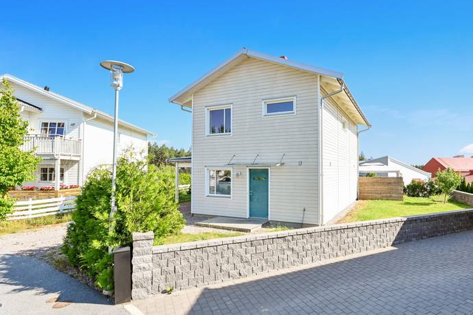 4 rum villa på Kaprifolvägen 48 Steningehöjden, Sigtuna kommun - bild 1