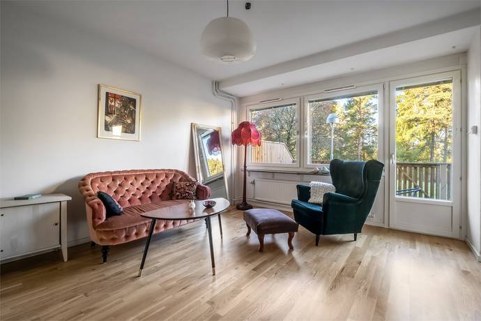 Nynäsvägen 64, Handen, Haninge kommun