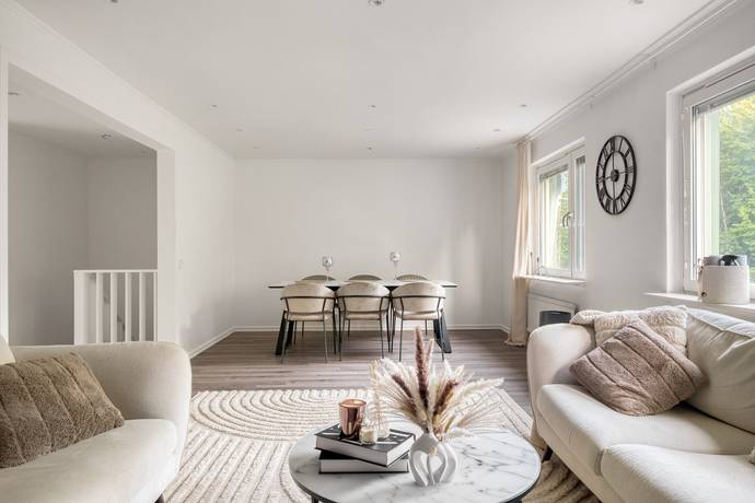 5 rum radhus på Timmermansstigen 56 Salem, Salems kommun - bild 2