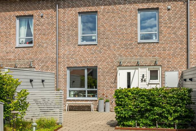 5 rum radhus på Apeloxegatan 54 Gustavslund, Helsingborgs kommun - bild 1