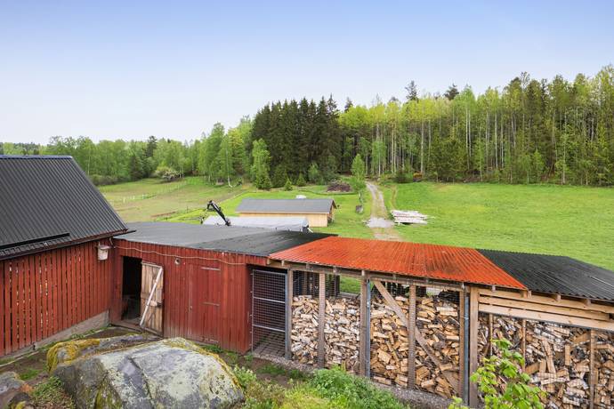 6 rum Gård/skog på Åshagsvägen 4 SÖDERBÄRKE Sörbo Smedjebackens kommun - bild 47