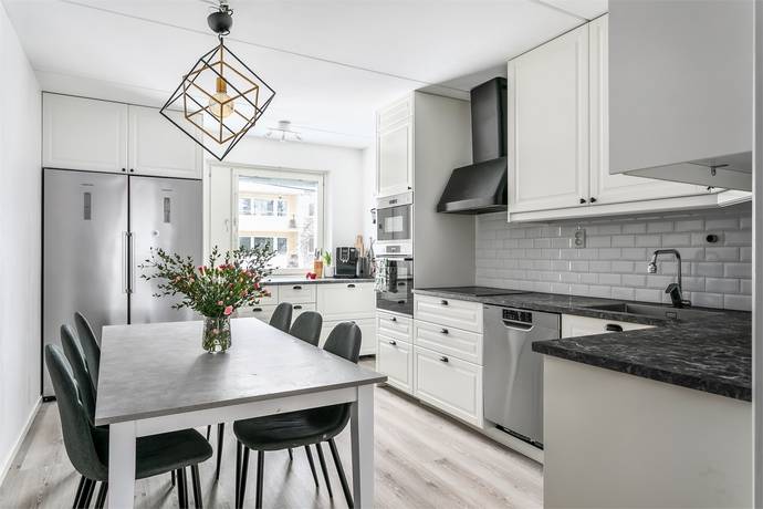 Axvägen 63, Viksjö, Järfälla kommun