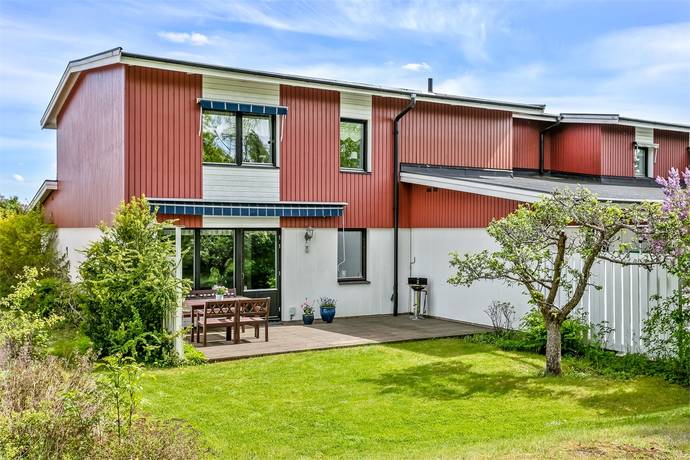 5 rum radhus på Gitarrvägen 21 Viksjö, Järfälla kommun - bild 2